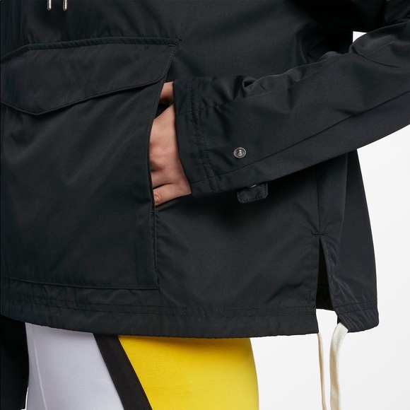 Nike Woven Funnel Neck Pullover Jacket - Picture 8 of 8